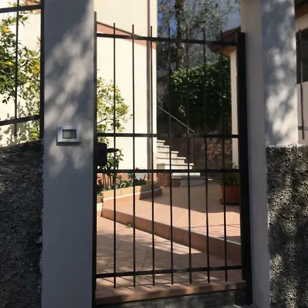 Casa Ines Fronte Brenzone sul Garda