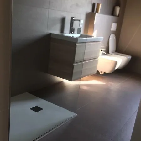 Casa Ines Fronte Brenzone sul Garda