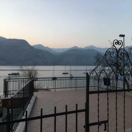Casa Ines Fronte