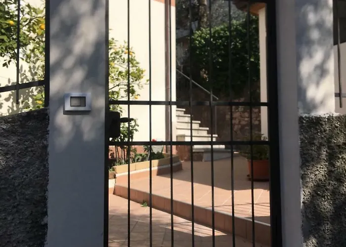 Casa Ines Fronte Brenzone sul Garda
